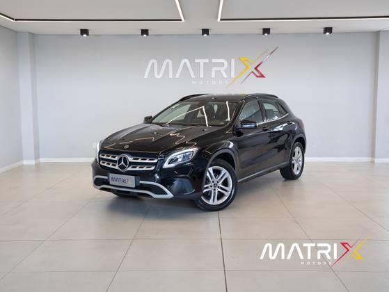 MERCEDES-BENZ GLA 200 1.6 CGI FLEX STYLE 7G-DCT MERCEDES-BENZ GLA 200 1.6 CGI FLEX STYLE 7G-DCT